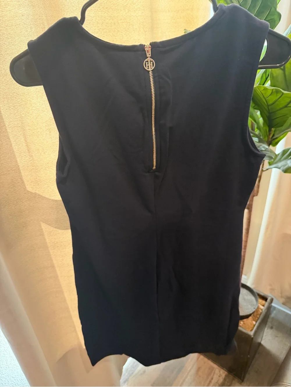 Tommy Hilfiger sleek black